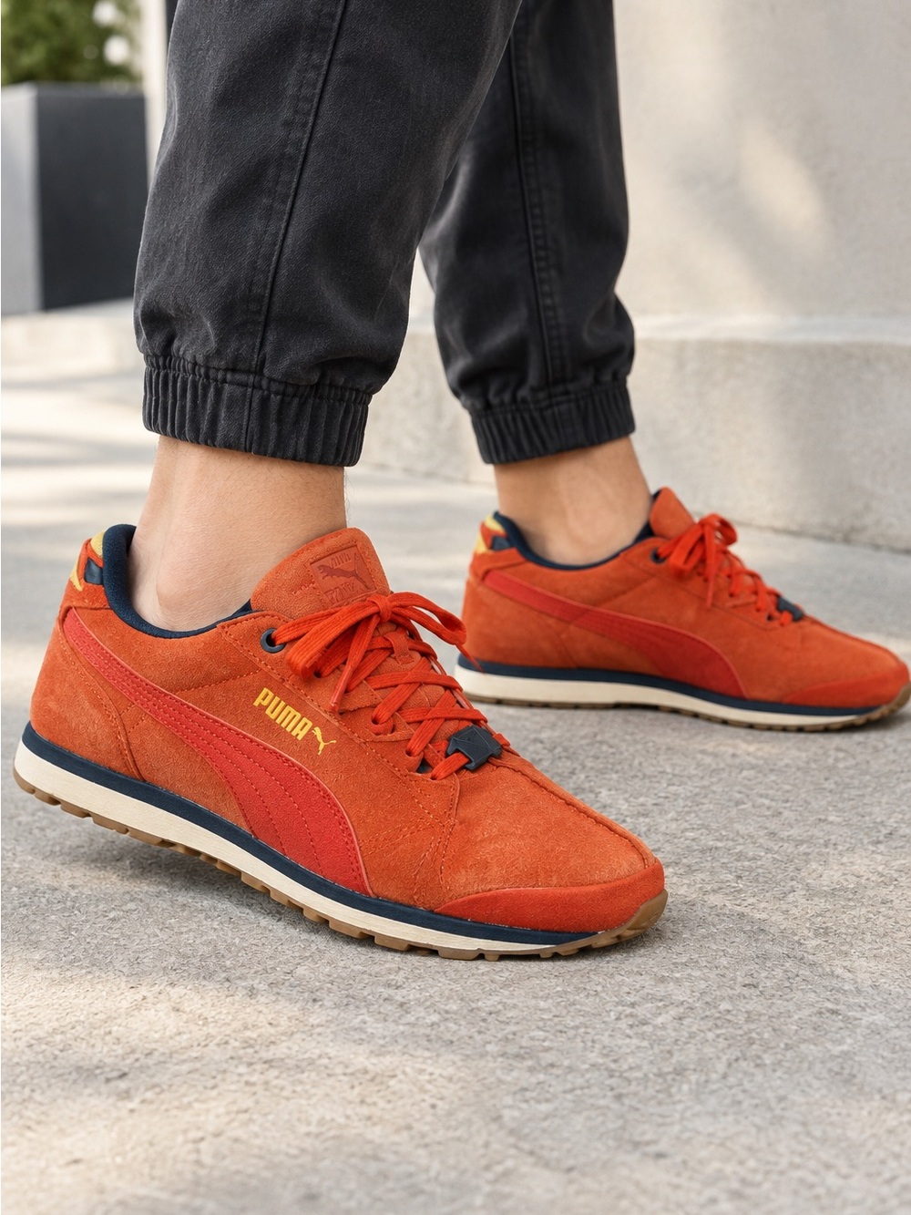 PUMA Suede Men’s Sneakers Orange Red Size 11 355396-02
